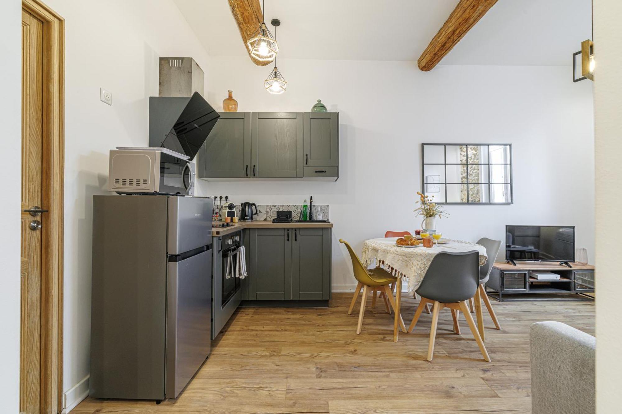 Apartamento Old Town Antibes Superb New Flat, For 3, Ac, Wi-Fi Exterior foto