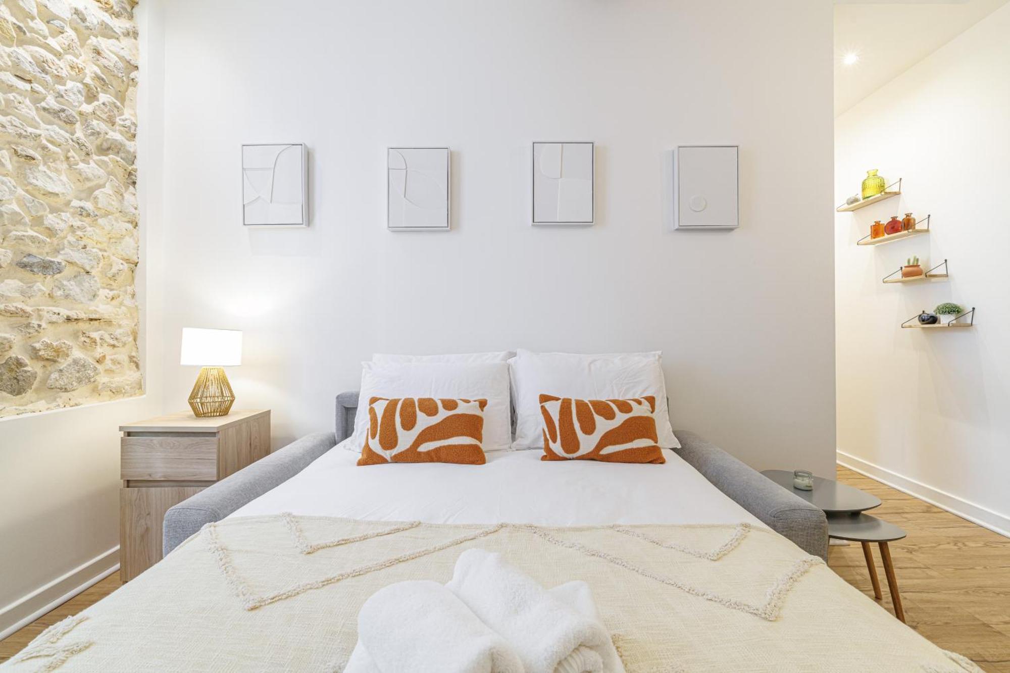 Apartamento Old Town Antibes Superb New Flat, For 3, Ac, Wi-Fi Exterior foto