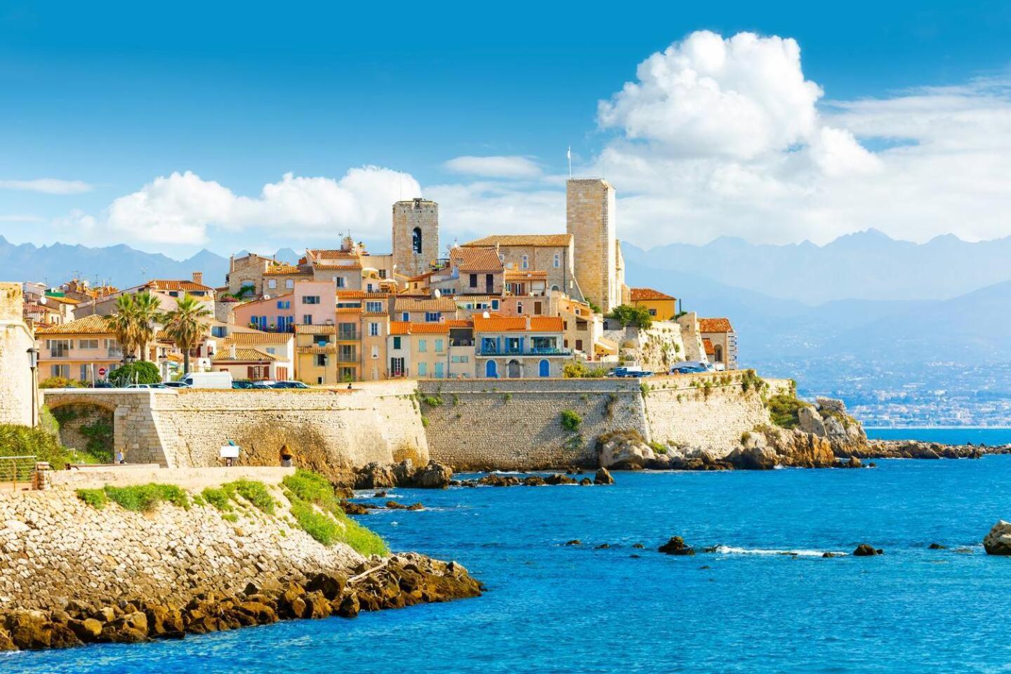 Apartamento Old Town Antibes Superb New Flat, For 3, Ac, Wi-Fi Exterior foto